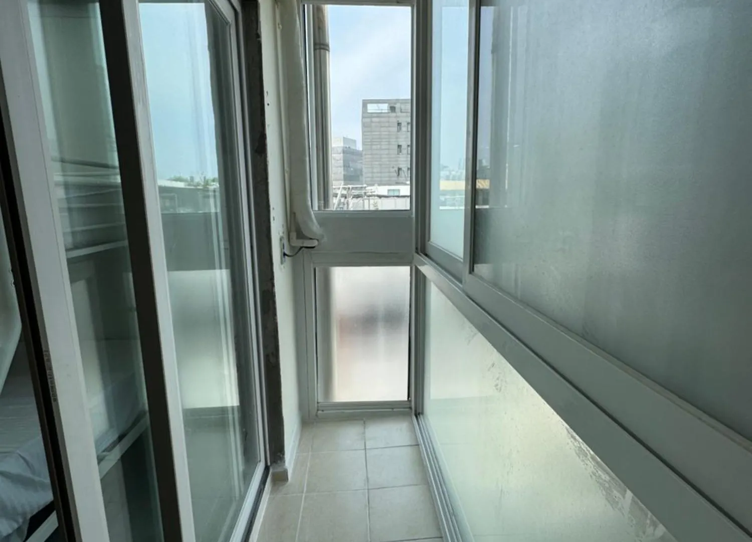 شقة 501, Seongsu Station Jungnangcheon Cherry Blossom Road Han River Airport Bus سيول كوريا الجنوبية