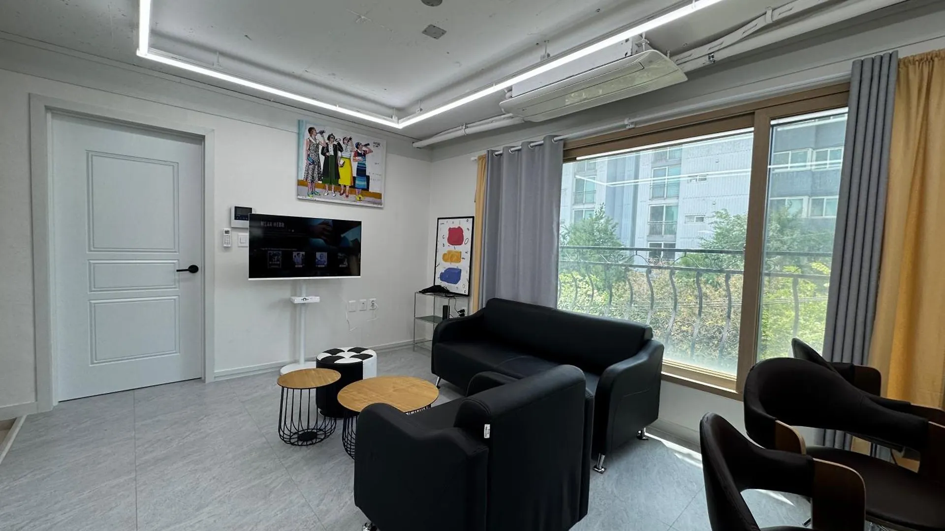 Appartamento 501, Seongsu Station Jungnangcheon Cherry Blossom Road Han River Airport Bus Seul Corea del Sud